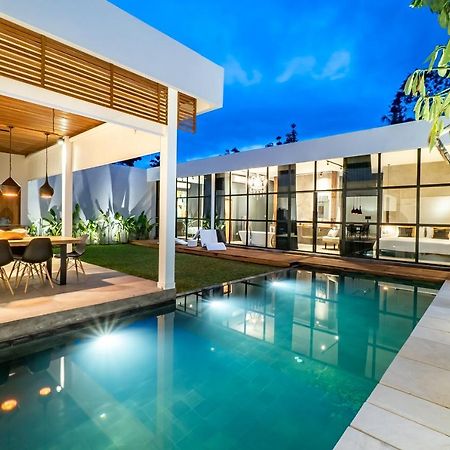 Rouge - Loft Dimanisa Villa Ubud Buitenkant foto